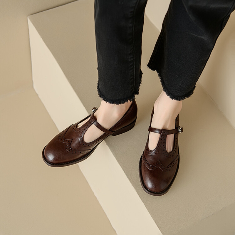 انقسام الأحذية الجلدية للنساء  - مراجعة Casual Sandal Leather وسعره